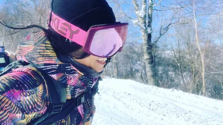 のインスタグラム：「❄︎ ❄︎ ❄︎ This is beautiful🌞🏔❄️✨ ❄︎ ❄︎ @roxyjapan  @oakleyjapan  #snow #snowmountain  #ski」