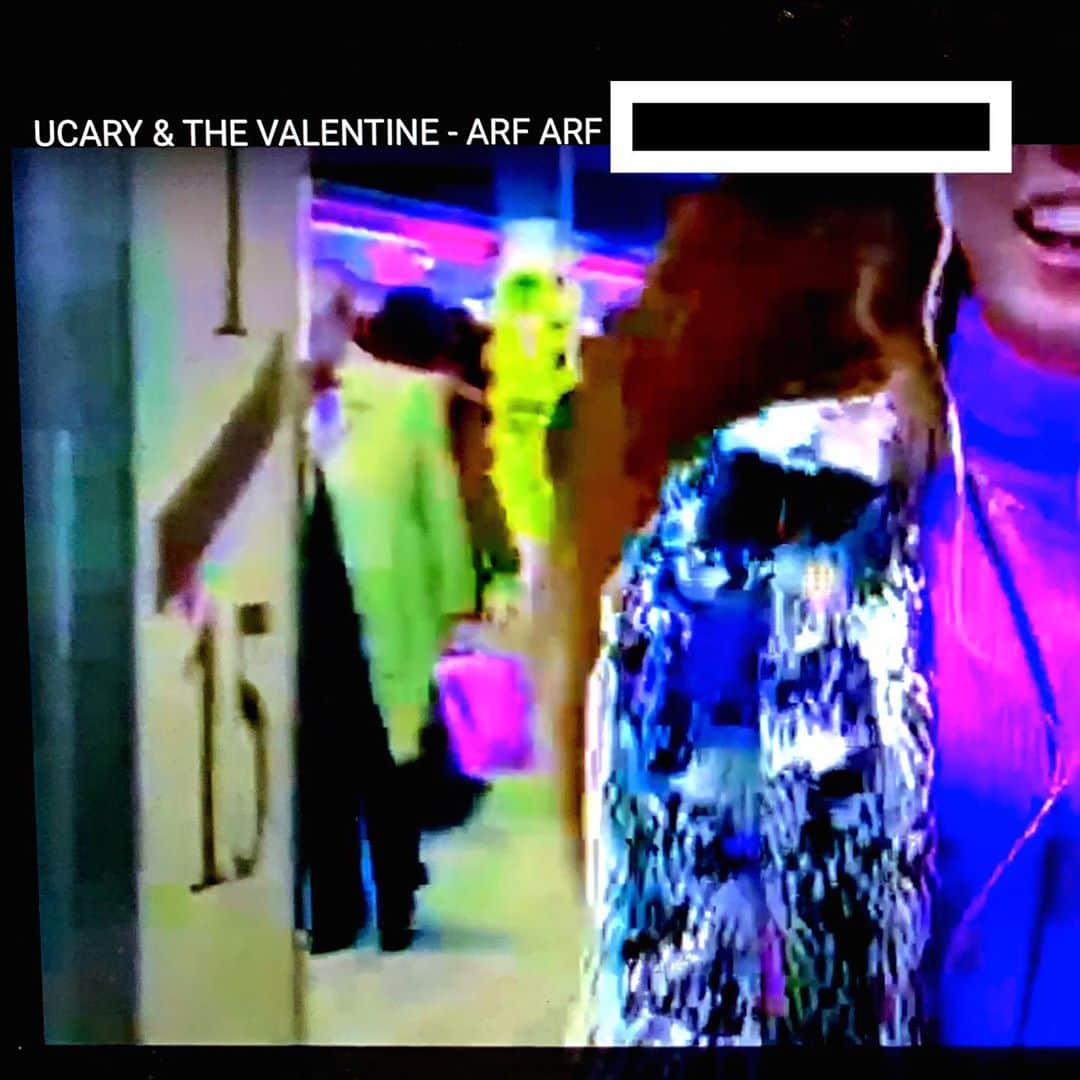 UCARY & THE VALENTINEのインスタグラム：「私、UCARY & THE VALENTINEはめちゃくちゃ遅れて遂に初サブスク解禁です！色んなところで聴けるみたいなので是非チェックして聴いてください！ 2/14のライブが楽しみすぎて急遽発表しました。バレンタインにもう一曲発表予定です！ 楽しみにしててくれたら嬉しいです！」
