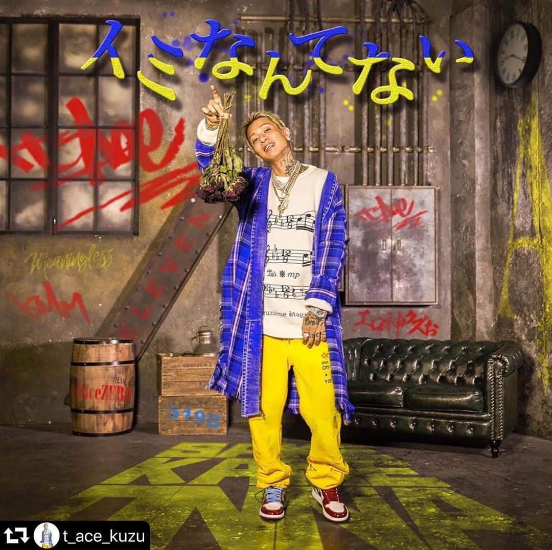 TANYのインスタグラム：「photoshoot  t-Aceさんのnewアルバムジャケットとアーティスト写真を撮影させて頂きました。  彼は、他の人だとかっこ悪くなる撮影方法でもカッコよくなってしまう！　ということにビックリしたのが印象的でした。  #photosoot #tace #canon #album #hiphop #music」