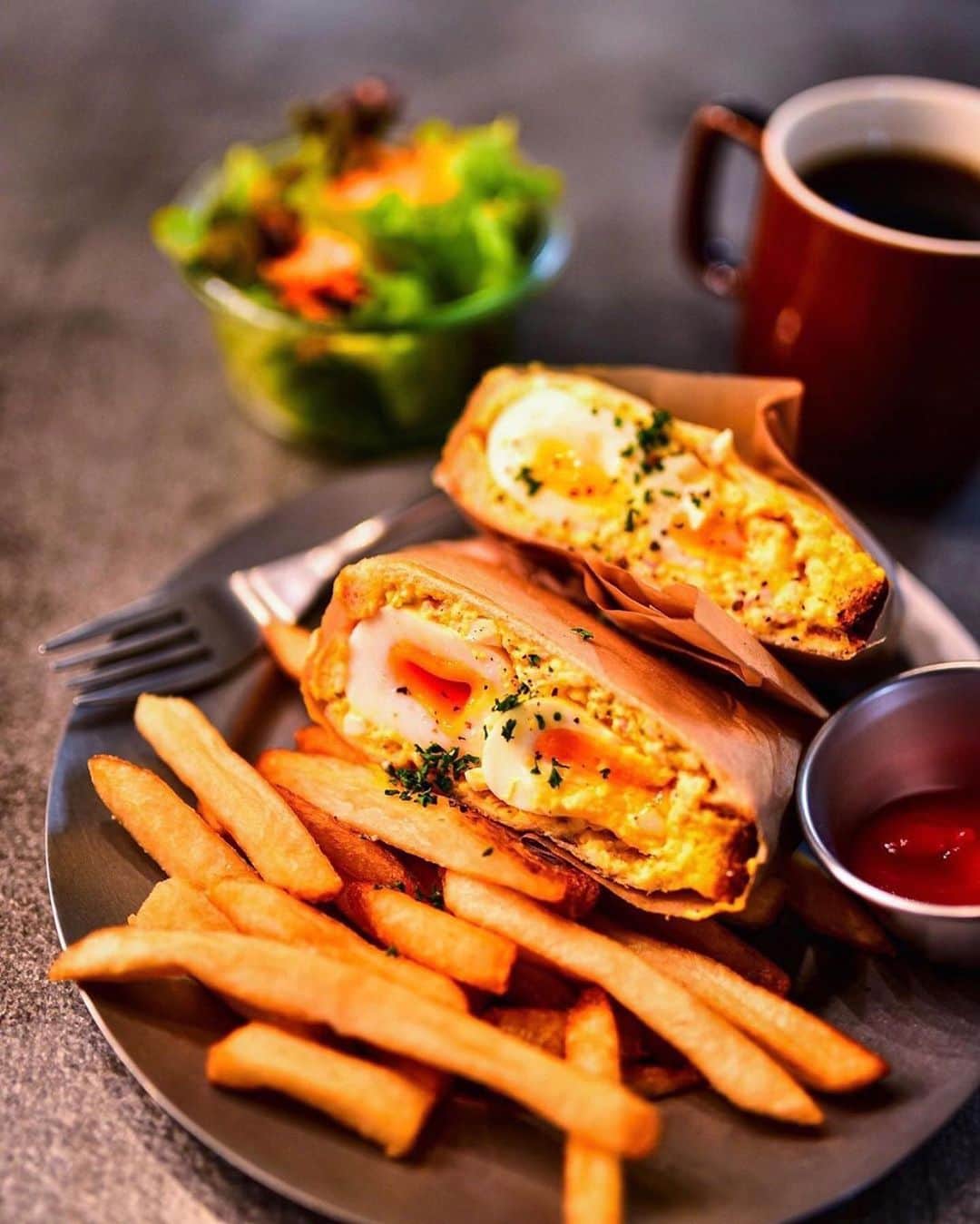 aumoグルメのグルメインスタ