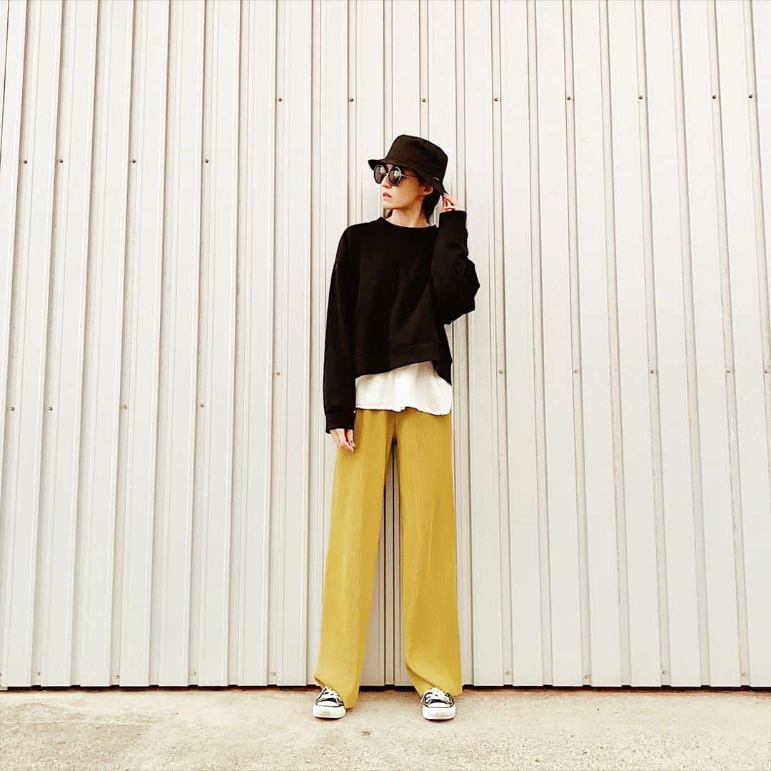 rittann48さんのインスタグラム写真 - (rittann48Instagram)「. . . ㅤㅤㅤㅤㅤㅤㅤㅤㅤㅤㅤㅤㅤ ootd ㅤㅤㅤㅤㅤㅤㅤㅤㅤㅤㅤㅤㅤ ㅤㅤㅤㅤㅤㅤㅤㅤㅤㅤㅤㅤㅤ 韓国ファッションcode 全部プチプラitem #dholic のこのパンツ脚長効果抜群 .ㅤㅤㅤㅤㅤㅤㅤㅤㅤㅤㅤㅤㅤ .ㅤㅤㅤㅤㅤㅤㅤㅤㅤㅤㅤㅤㅤ #ootd  #outfit  #simple  #style  #fashion  #code  #zara  #gu」2月7日 17時59分 - rittann__8775