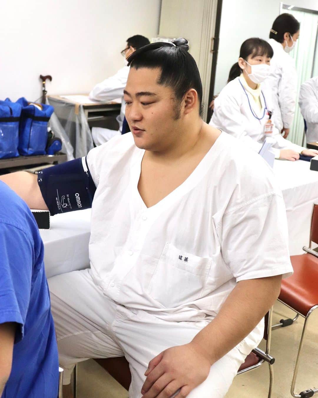 日本相撲協会さんのインスタグラム写真 - (日本相撲協会Instagram)「力士健康診断の様子。 身長、体重、血圧、握力測定や血液検査などを定期的に行います。  @sumokyokai #大相撲 #sumo #相撲 #tokyo #東京 #力士 #お相撲さん #健康 #ジェイソンステイサム #japanphoto #sumowrestlers #japanculture」2月7日 18時02分 - sumokyokai