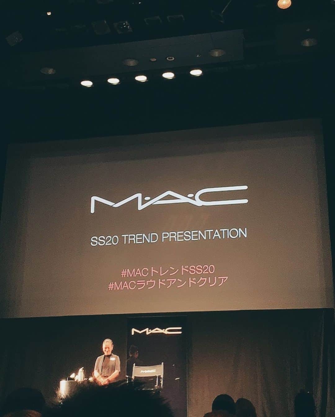 こなんさんのインスタグラム写真 - (こなんInstagram)「. . MAC SS20のイベントに行ってきました💄 新色カラーが かわいいすぎる、、🌸 今まで挑戦してこなかった カラーにもチャレンジしたい  素敵な時間でした🧚‍♀️ #mac#macトレンドss2020#macラウドアンドクリア#macスプリング2020」2月7日 18時11分 - konan_610