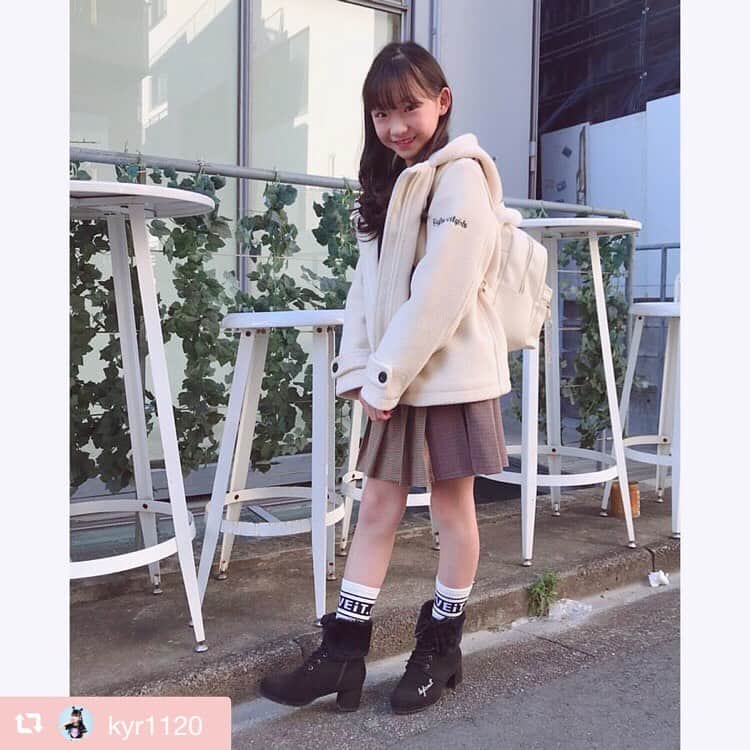byLOVEiTさんのインスタグラム写真 - (byLOVEiTInstagram)「🦄special event🦄﻿ 2/8（土）まで、東京・浜松町で開催のナルミヤファミリーセールにバイ ラビットも参加します💜﻿ ﻿  明日2/8（土）はいよいよ最終日、おまとめDAY❣️10点以上お買い上げで合計金額から5%OFF✨﻿ ﻿ ﻿ バイラビ通信掲載やインスタガール着用アイテムも多数登場💕﻿ 特別価格70%OFFのアウターはお買い得すぎ✨ ﻿ インスタガールのアウター着こなしを参考に💕﻿ お気に入りを見つけてね🛍﻿ ﻿ 毎日の日替りメニューなど、詳しくは @byloveit_official  プロフのURLからチェック！ ﻿ ﻿ #byloveit #バイラビット #バイラビ ﻿ #お出かけコーデ #通学コーデ ﻿ #おしゃれさんと繋がりたい ﻿ #オシャレキッズ #小学生コーデ #キッズコーデ ﻿ #セール #ファミリーセール #ナルミヤ #子ども服 #ナルミヤインターナショナル」2月7日 19時09分 - byloveit_official