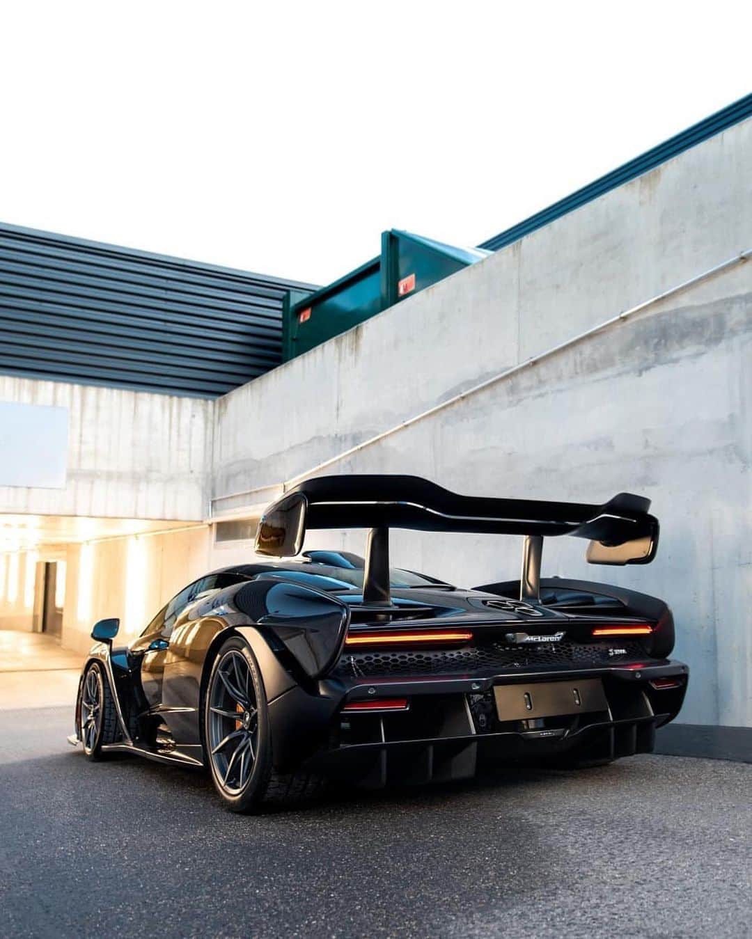 CarsWithoutLimitsさんのインスタグラム写真 - (CarsWithoutLimitsInstagram)「McLaren Senna XP • Experimental Prototype •  Photo @j.b_photography  Owner @muc.collector  #carswithoutlimits #sennaxp」2月8日 5時24分 - carswithoutlimits