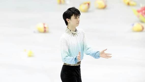  羽生結弦　ファンアカウントさんのインスタグラム写真 - ( 羽生結弦　ファンアカウントInstagram)「🤩🤩🤩🏆 #羽生結弦 #yuzuruhanyu #hanyuyuzuru #yuzuru #hanyu #yuzu #japan #japanese #japanesefigureskater #figureskating」2月8日 5時32分 - yuzuruhanyu_1994