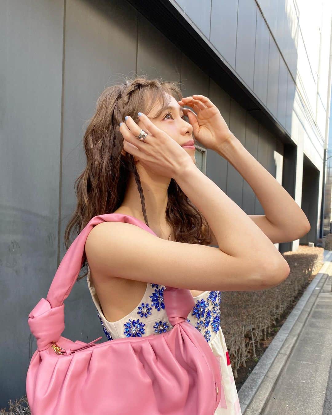 佐藤晴美さんのインスタグラム写真 - (佐藤晴美Instagram)「載せてないのあった❤️ このバッグがとっても可愛かった。 #ミュウミュウ」2月7日 21時31分 - sato_harumi__official