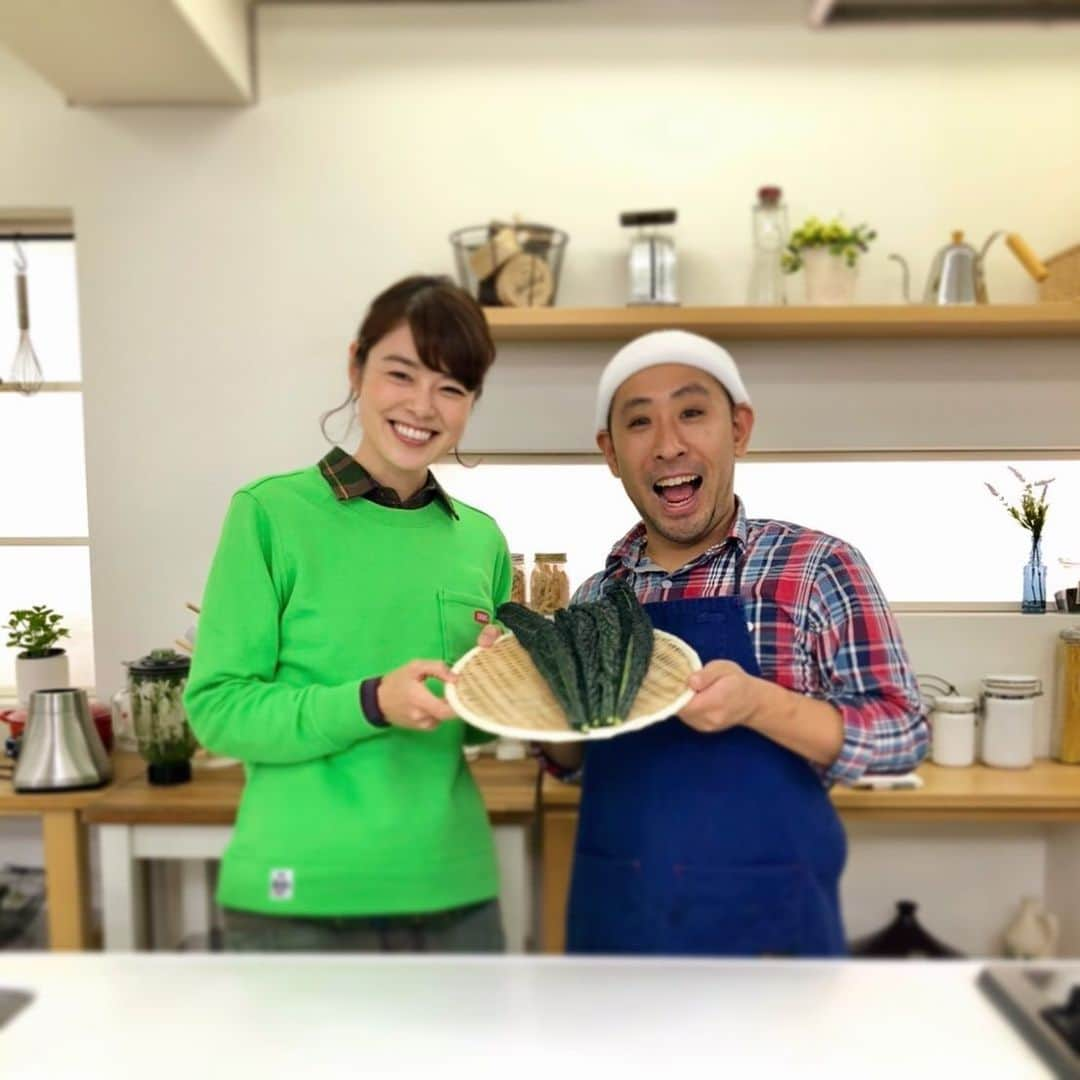 川瀬良子のインスタグラム：「BSフジ 『採れたてキッチン 〜育てて食べようユニーク野菜〜』 2月8日（土）よる8:55〜 スタート！！🌈 ・ 料理研究家 きじまりゅうたさん @ryutakijima が 珍しい野菜をおいしく食べるためのレシピを、 ご紹介して下さいますよ♪ ・ ぜひぜひぜひ！ 見て下さいね〜！ ・ #BSフジ #テレビ #TV #採れたてキッチン #採れたて #キッチン #育てる  #食べる  #ユニーク #野菜 #vegetable #畑 #ホンダ #HONDA #料理  #きじまりゅうた さん @ryutakijima」