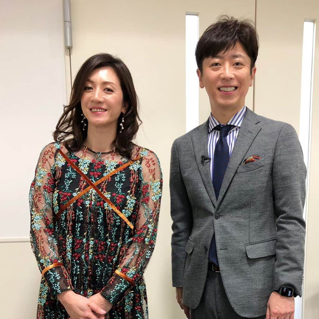 野々村友紀子さんのインスタグラム写真 - (野々村友紀子Instagram)「長い付き合いの後藤くん。 最近また、時々この番組で懐かしく楽しくご一緒させてもらっています。嬉しいな。  日テレ系「今夜くらべてみました」 2時間SP 2月12日（水）19:56〜  高嶋ちさ子さんと初共演させていただきました！せっかちさん大集合でございます。「せっかち」を科学的に分析されてしまいました。 めっちゃ楽しかったです！ ぜひご覧くださいー😆  最近よく芸能人の方々が着ているこのワンピース。着れて嬉しい👗💕 #adelly #こんくら #フットボールアワー後藤 #高嶋ちさ子さん #本田望結さん #木南清香さん #トイアンナさん  #野々村友紀子 #せっかち」2月7日 21時42分 - nonomura_yukiko