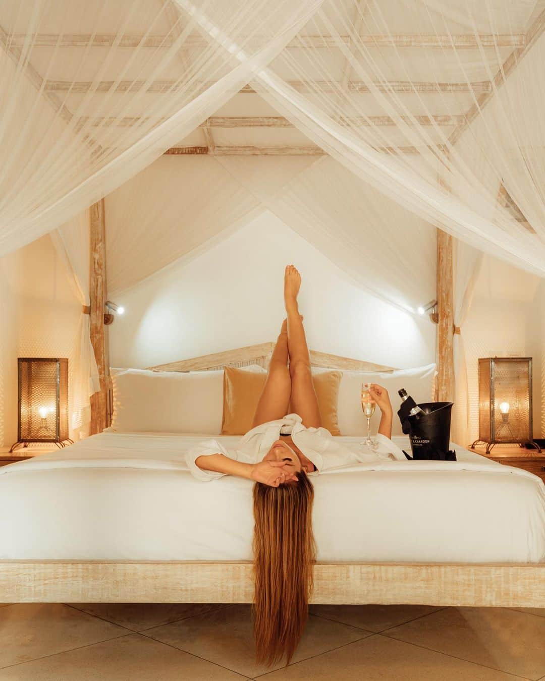 NICKY GILEのインスタグラム：「Perfect way to kick off the trip  Thanks to @villasungai for the wonderful experience and hospitality」