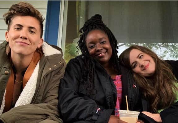 エイディー・ブライアントのインスタグラム：「don’t you love these two? swipe for an incredible photo from when I first met @genderless_gap_ad in 2012 when they asked for a picture with me at a show in chicago and the recreation of that GORGEOUS image when we reunited on @shrillhulu . And @lollyadefope being sweetie. And frankly we all look VERY GOOD in ALL PICTURES.」