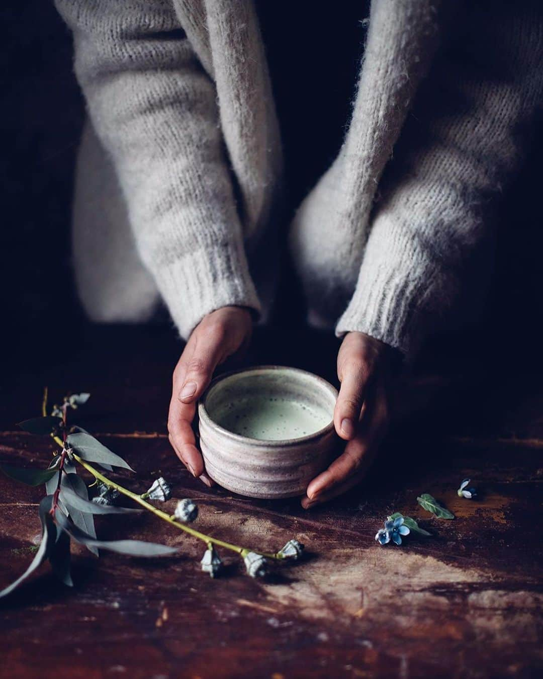 Our Food Storiesさんのインスタグラム写真 - (Our Food StoriesInstagram)「Our favorite gluten-free matcha-coconut cake, perfect for a little weekend baking session 🤗👩‍🍳🍵 Get the recipe via the link in profile. #ourfoodstories  ____ #matchalatte #matchacake #glutenfri #glutenfrei #glutenfreeeats #glutenfreecake #bakinglove #fellowmag #momentslikethese #germanfoodblogger #foodstylist #foodphotographer」2月8日 0時48分 - _foodstories_