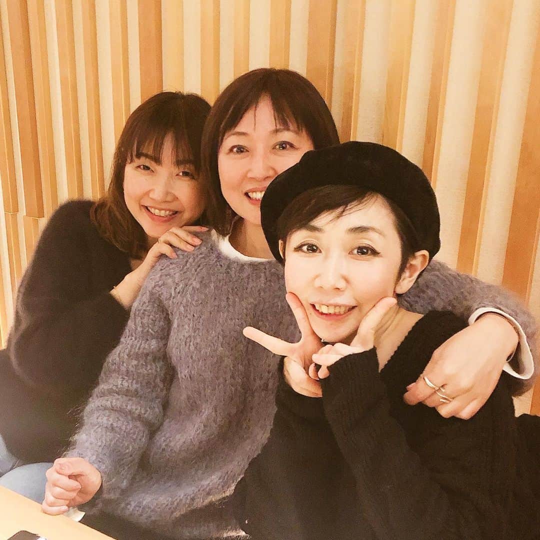 阿部洋子さんのインスタグラム写真 - (阿部洋子Instagram)「#お誕生会 #連写 #遠近法 😝」2月8日 2時43分 - hirocoring
