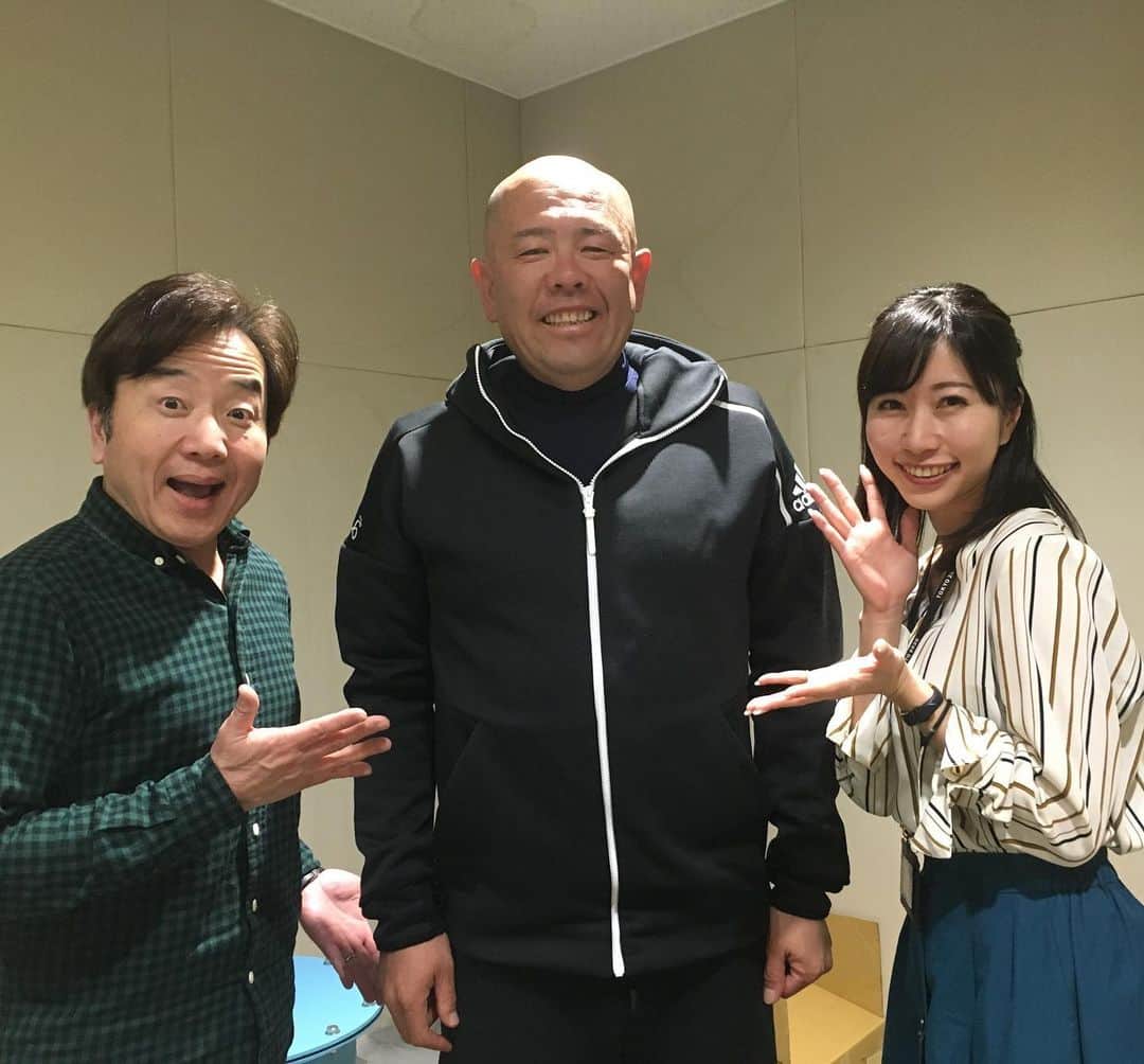 小田幸平のインスタグラム：「愛媛南海放送でラジオの収録でした。#愛媛県#南海放送ラジオ#愛媛マンダリンパイレーツ#まさきさん#竹内アナウンサー#ラジオ#収録」