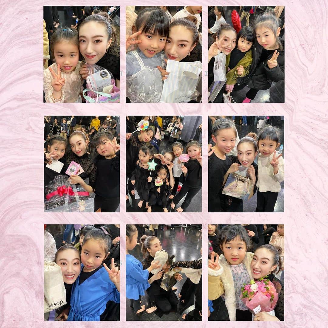 Ruuさんのインスタグラム写真 - (RuuInstagram)「I'm in heaven🌙 I could always try hard because of my girls👼💕 It's possible for you to make your dreams bcome a reality.  Love Fabulous girls👱🏻‍♀️💕💋 #dancestudiovivid #love #fabuloussisters」2月8日 14時44分 - ruufabulous