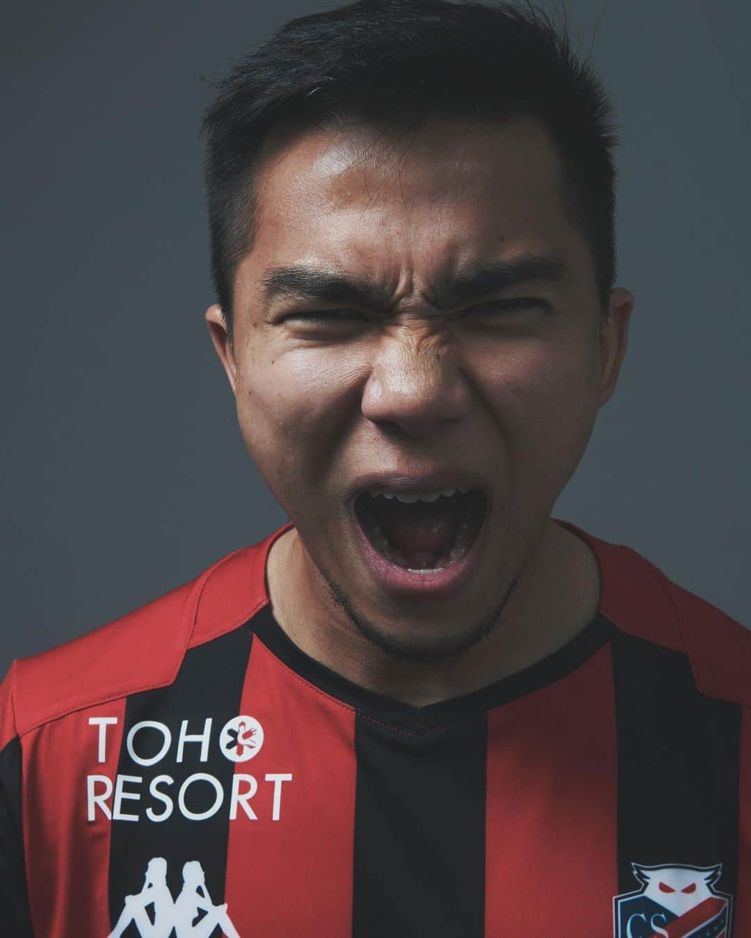 チャナティプ・ソングラシンさんのインスタグラム写真 - (チャナティプ・ソングラシンInstagram)「@hokkaido_consadole_sapporo 🦉」2月8日 8時22分 - jaychanathip
