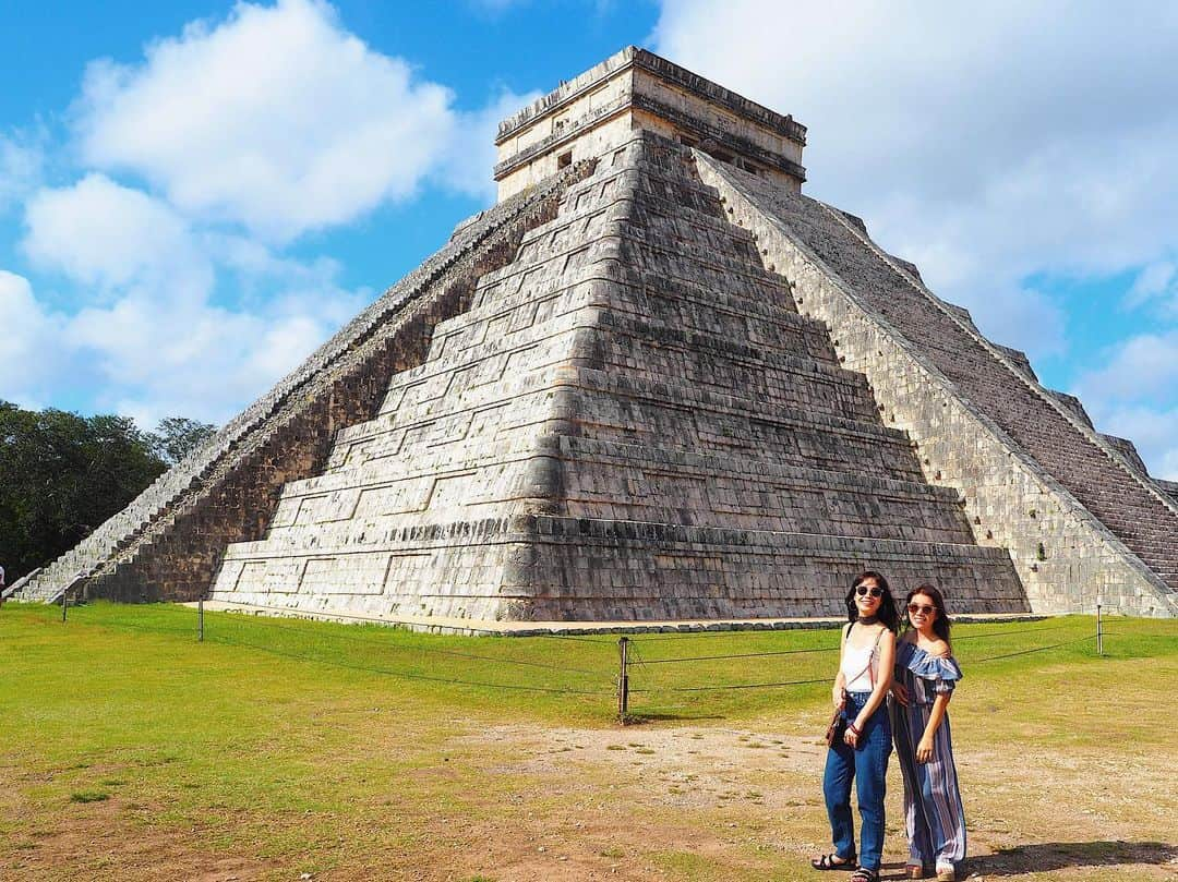 伊藤沙織さんのインスタグラム写真 - (伊藤沙織Instagram)「マヤ文明の遺跡、チチェン・イツァ▲ガイドさんが、マヤ文明や遺跡についてたくさん教えてくれました🕵🏻知れば知るほど面白い🥰壮大なパワー感じるチチェン・イツァでした✨✨ . #カンクン #チチェンイッツァ」2月8日 9時00分 - saori__ito