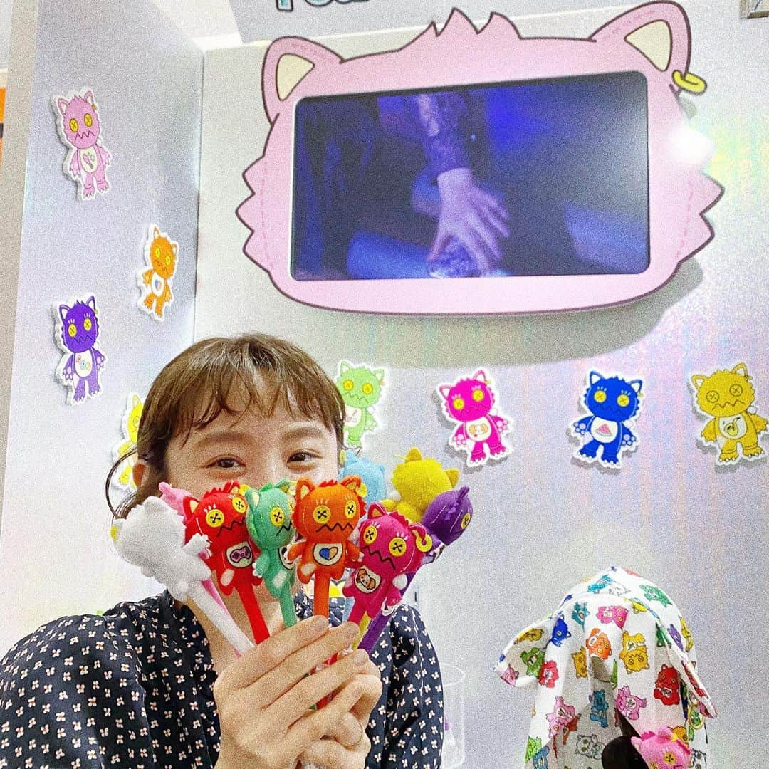 高橋愛さんのインスタグラム写真 - (高橋愛Instagram)「Sanrio❤️ ㅤㅤㅤㅤㅤㅤㅤㅤㅤㅤㅤㅤㅤ ㅤㅤㅤㅤㅤㅤㅤㅤㅤㅤㅤㅤㅤ 大好きな サンリオの 展示会に 行ってきました🥰 ㅤㅤㅤㅤㅤㅤㅤㅤㅤㅤㅤㅤㅤ #Sanrio #サンリオ #展示会 #sanrioexpo2020  #可愛すぎた #ぐでたま  #hellokitty  #mymelody  #kikirara  #リカちゃん #ぽちゃこ #モーニング娘。20 #pierreherme  #collaboration #fun」2月8日 11時21分 - i_am_takahashi