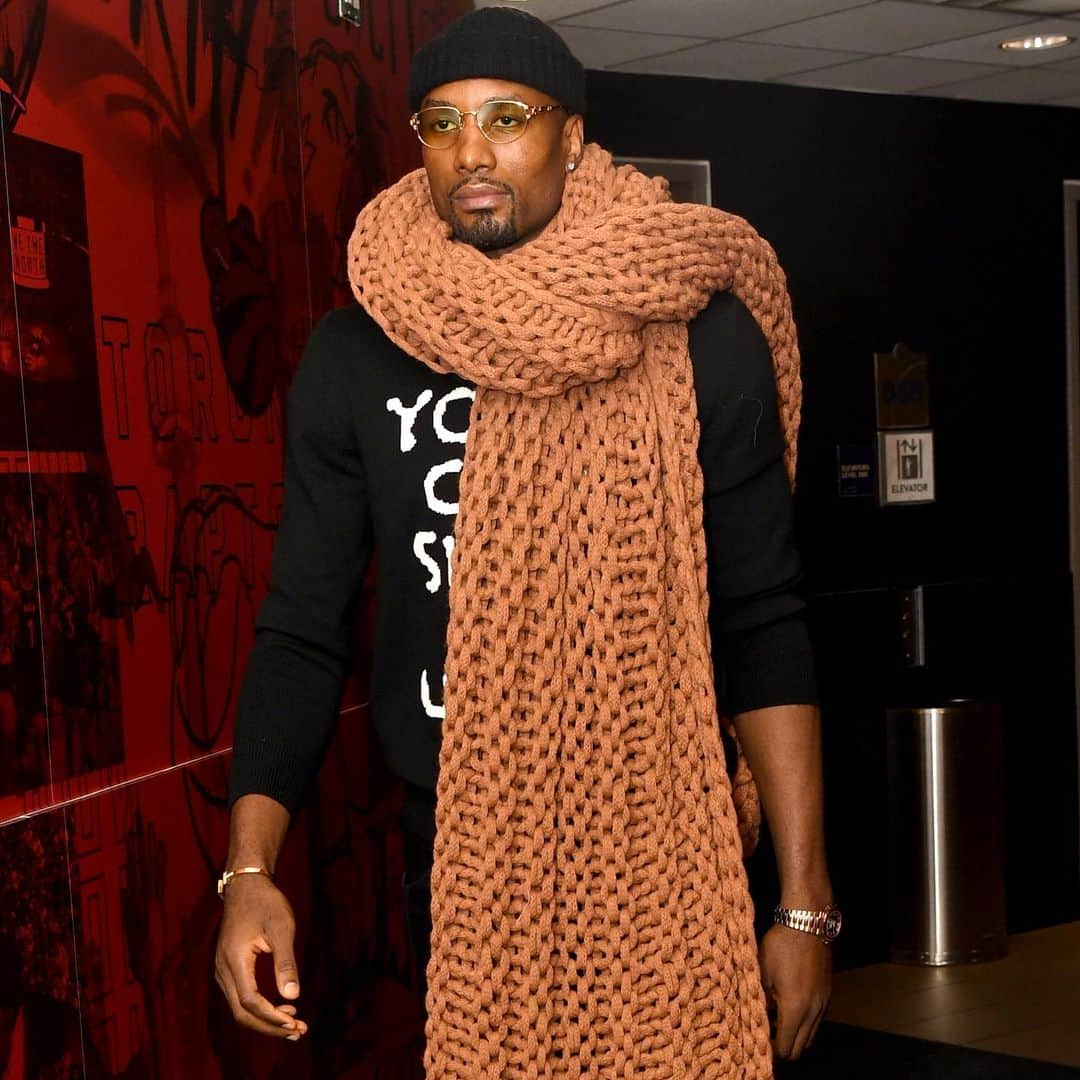 NBAさんのインスタグラム写真 - (NBAInstagram)「“I don’t do drip... I do art” - @sergeibaka on his #NBAStyle!」2月8日 13時07分 - nba