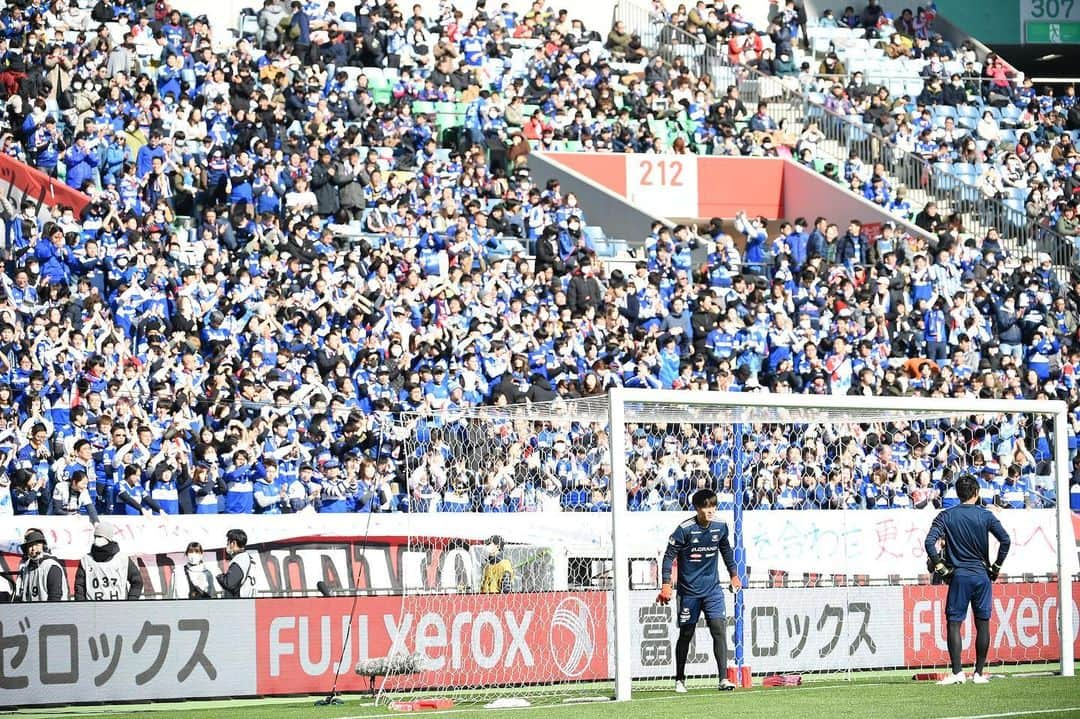 横浜F・マリノスさんのインスタグラム写真 - (横浜F・マリノスInstagram)「WARM UP⚽️FUJI XEROX SUPER CUP 2020  #fmarinos #Jリーグ」2月8日 13時21分 - yokohamaf.marinos