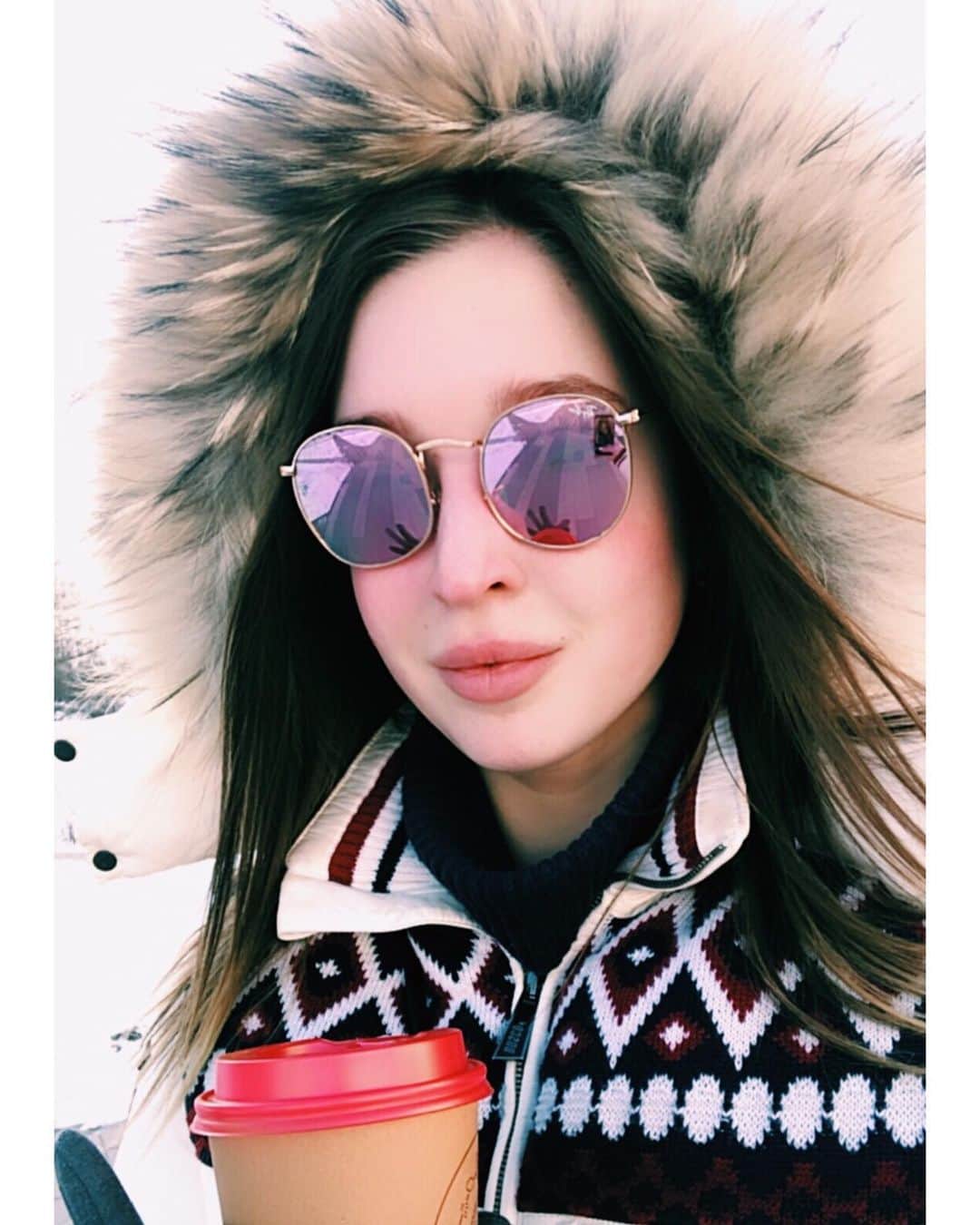 マリア・ソツコワのインスタグラム：「Хоть чуть-чуть, но я поймала солнышко сегодня 😍🌞 #mariyasotskova  #mariasotskova  #marysot」