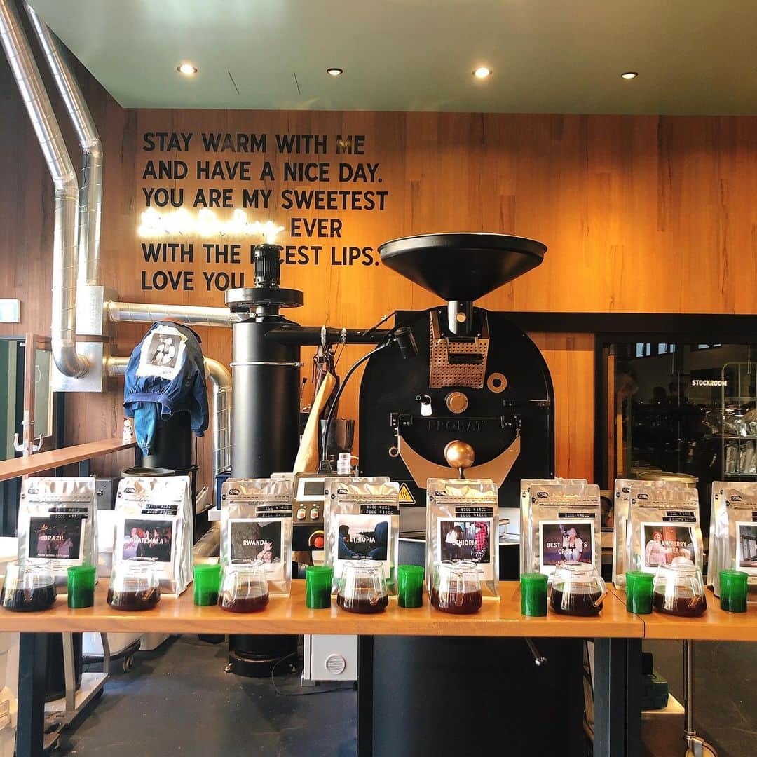 中村貞裕さんのインスタグラム写真 - (中村貞裕Instagram)「#cafe #littledarlingcoffeeroasters」2月8日 17時45分 - transit_nakamura