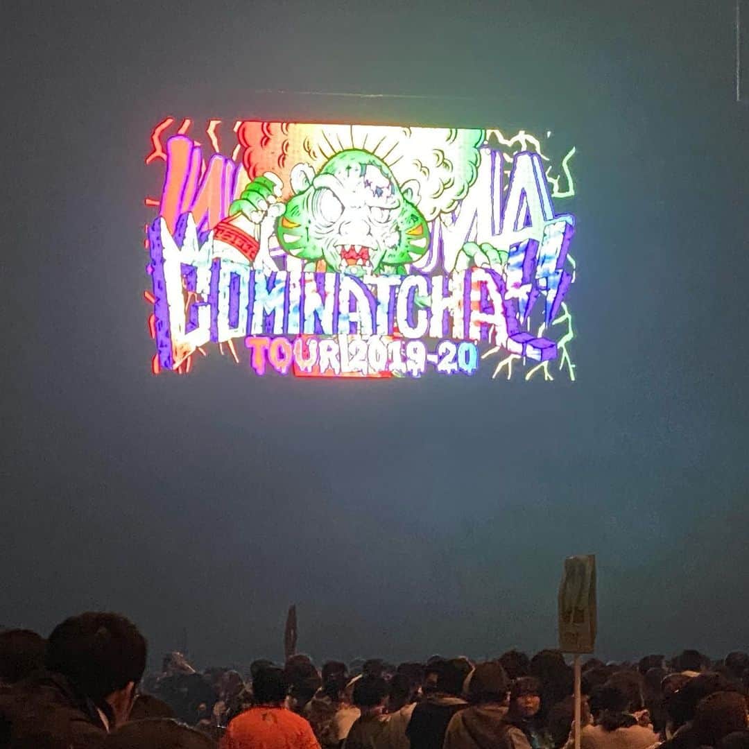 栗田善太郎のインスタグラム：「久し振りに会いに来ました。 ベイサイドのスタジオとここマリンメッセの間で釣りしてたなぁ、、 #WANIMA」