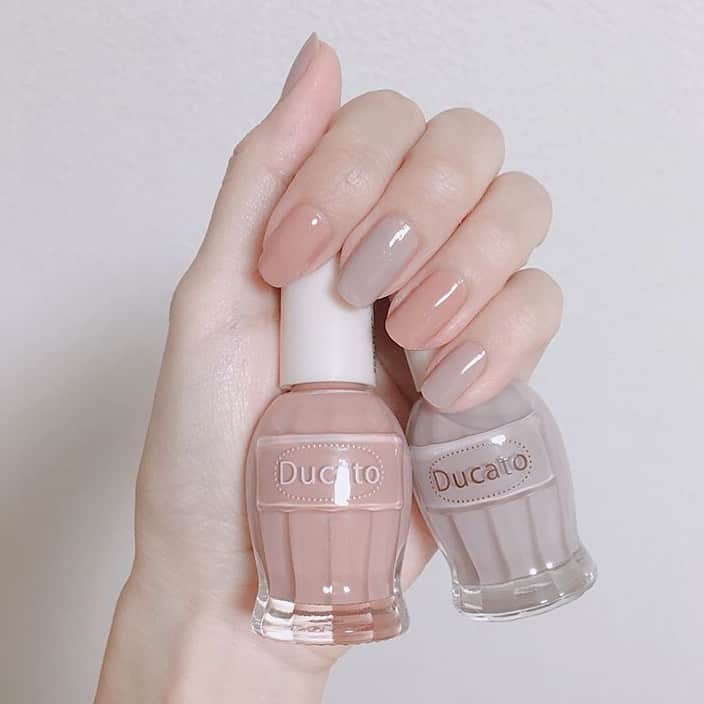 Locariさんのインスタグラム写真 Locariinstagram 2色ネイル で簡単オシャ見え かわいい配色教えます ぜひ記事をチェックしてみてください Photo By Chan8nao7 さん Ducato ネイル セルフネイル セルフネイル部 デュカート ピンクネイル グレー