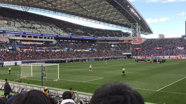 gd2dgのインスタグラム：「ゼロックススーパーカップ⚽️ Jリーグチャンピオン 横浜F・マリノス VS 天皇杯チャンピオン ヴィッセル神戸  PK戦でまさかの9人連続失敗という珍事を目の当たりにしました笑 笑いました🤣  #ゼロックススーパーカップ　#ヴィッセル神戸　#横浜Fマリノス #こんなPK戦見たことない」