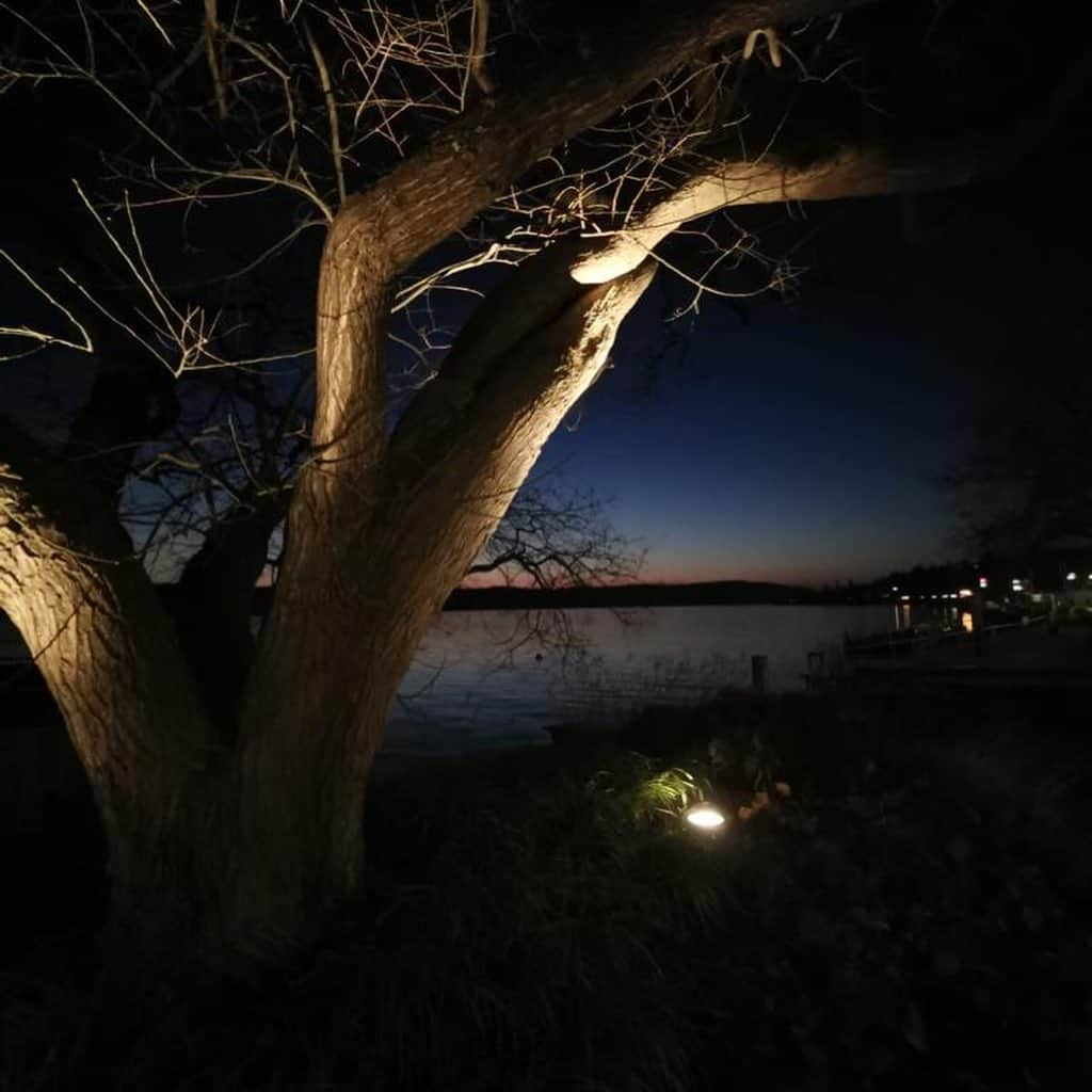 ミリアム・ツィーグラーさんのインスタグラム写真 - (ミリアム・ツィーグラーInstagram)「Lake Constance #bodensee #see #southside #lake #lakeconstance #likeforlikes #like4likes」2月8日 19時42分 - z_l1n3_c