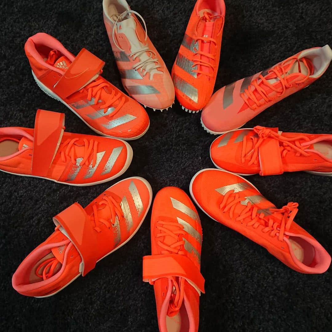 中村明彦のインスタグラム：「2020 #adidas のスパイク💪 今年はこの #相棒 とベスト出すぞ！  #短距離スパイク軽すぎ #十種競技シューズ多すぎ #映え ？  #adidasshoes #adidasrunning  #decathlon #spikes」