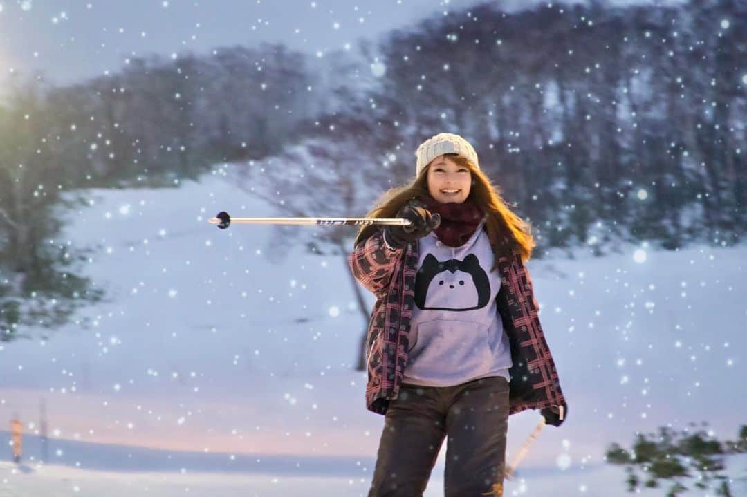 安藤麻貴さんのインスタグラム写真 - (安藤麻貴Instagram)「スキー⛷❄️ #北海道 #hokkaido #ニセコ #スキー #ski」2月8日 20時32分 - maki_nyan_3