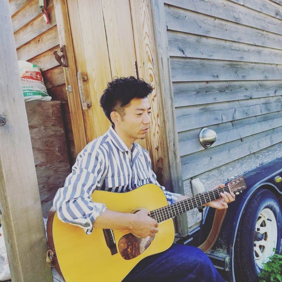 森慎太郎のインスタグラム：「今夜のゴッドタンに出てます。 よかったら見て下さい！！ #ゴッドタン #ネタギリッシュnight #テレビ東京」