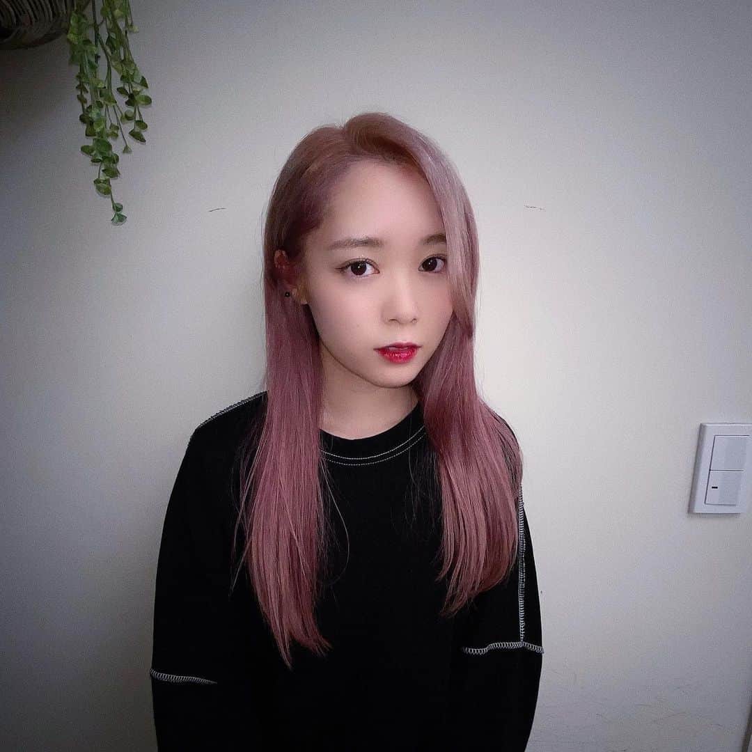 uyuのインスタグラム：「NewHairColor  ピンクにしました。🌸 今回も可愛い色にしてくれてありがとう！」
