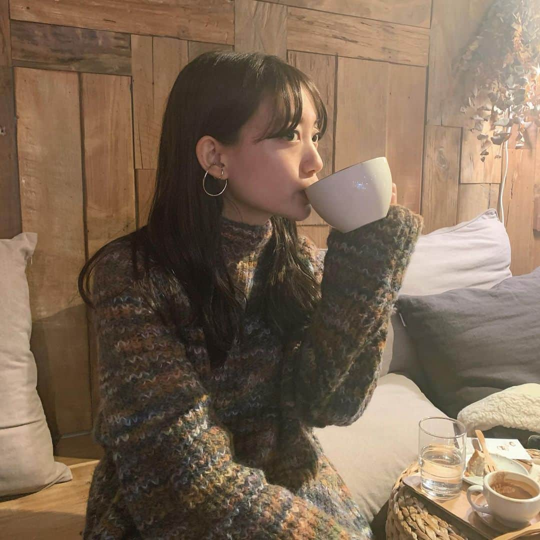 佐藤里緒菜さんのインスタグラム写真 - (佐藤里緒菜Instagram)「☕️ #bubucoffee #釜山旅行 #南浦洞 #南浦洞カフェ #riona__trip #busan #nampodong」2月8日 21時43分 - riona__