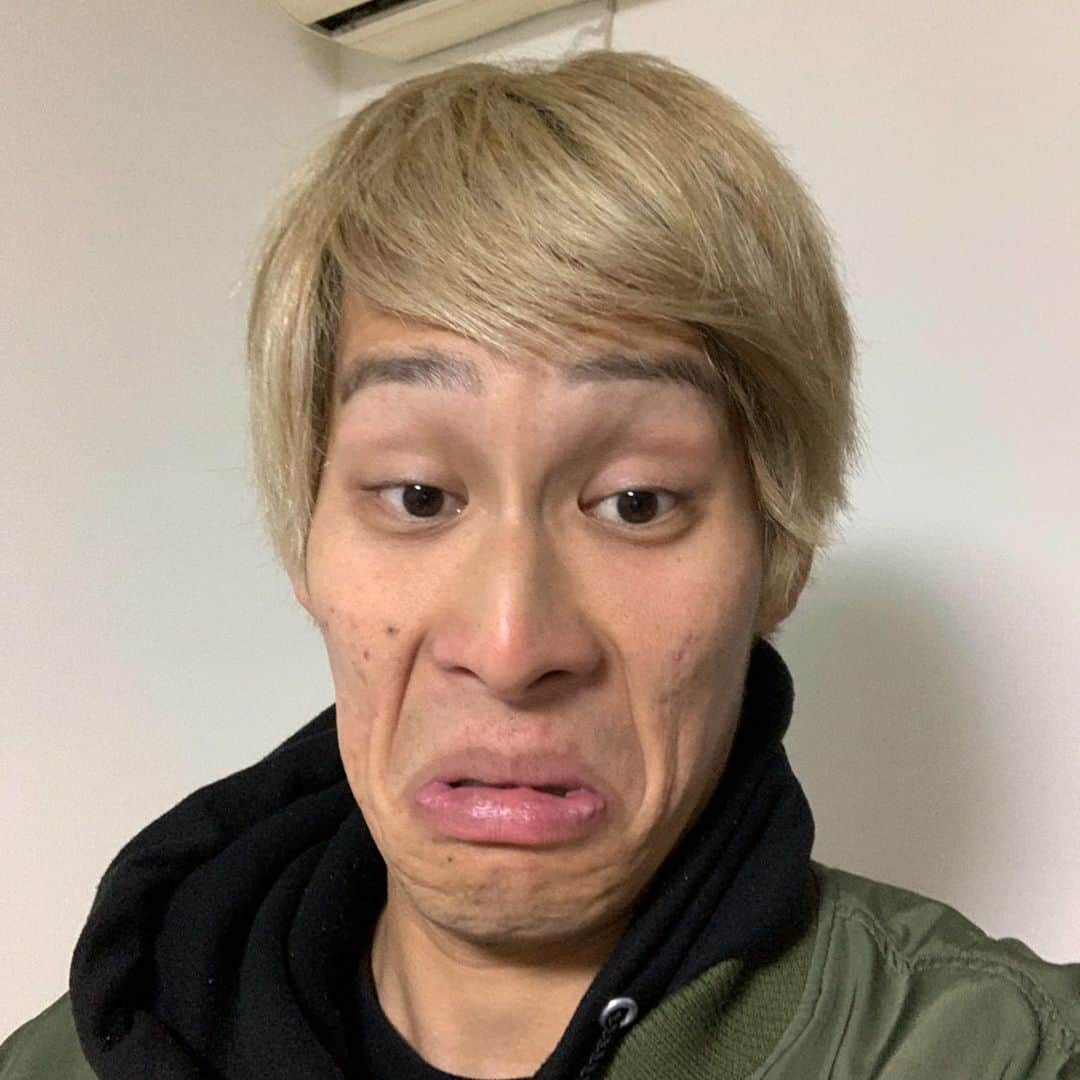 イッシーさんのインスタグラム写真 - (イッシーInstagram)「●ミカンくん変顔五十音「お」 「鬼塚英吉がたまにする変顔(アニメ)」 #GTO #鬼塚英吉 #変顔 #五十音 #ニヤけて頂ければいいんです」2月8日 22時01分 - mikankun141