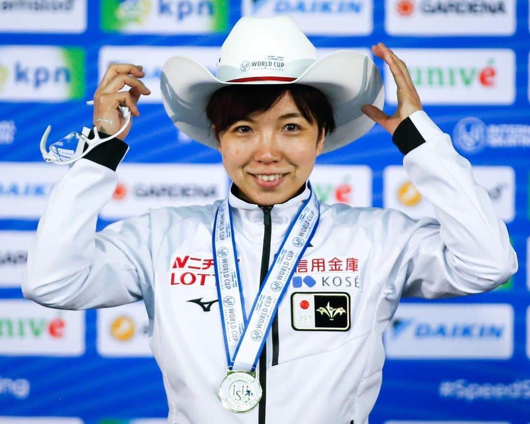 日本オリンピック委員会さんのインスタグラム写真 - (日本オリンピック委員会Instagram)「スピードスケートのW杯第5戦第1日は7日、カルガリーで行われ、女子1000mは小平奈緒選手が1分12秒65で優勝しました。（写真：AP/アフロ） . ⛸World Cup Speed Skating Calgary⛸ [Women's 1000m] 🥇小平奈緒/Nao Kodaira . #小平奈緒 #NaoKodaira #スピードスケート #Speedskating #TEAMNIPPON #japaneseolympiccommittee #がんばれニッポン . 📸AP/AFLO」2月8日 22時04分 - teamjapanjoc