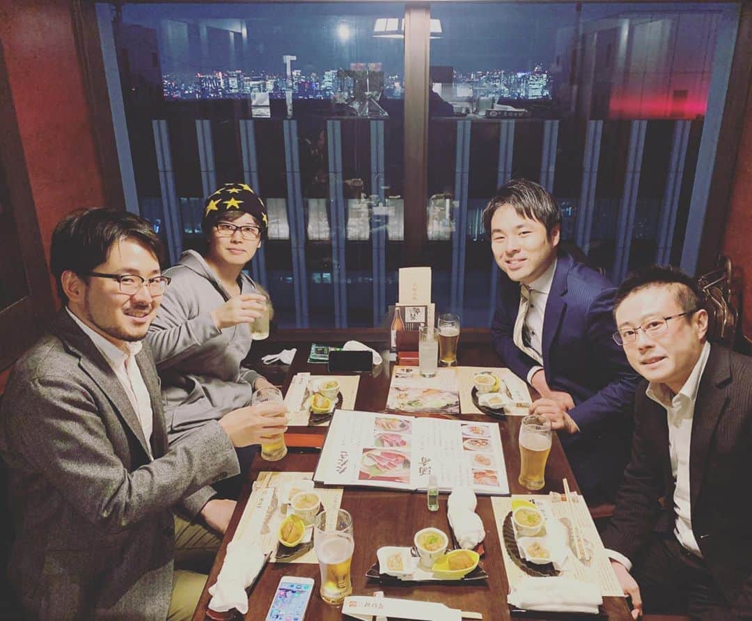 三浦祐太朗のインスタグラム：「久々に同級生と集まって食事。青春時代を共に駆け抜けた仲間と集まれるのは本当に幸せです。写真右奥は、この会を企画してくれたジビエハンターの友人です。」