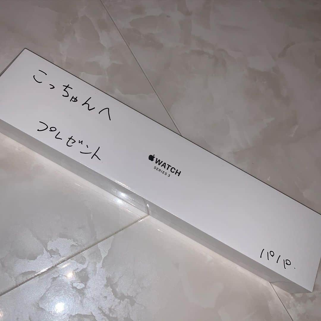 白井琴望さんのインスタグラム写真 - (白井琴望Instagram)「. Thanks, daddy!. . It's a treasure. . #applewatch」2月8日 22時51分 - _shirai_kotono