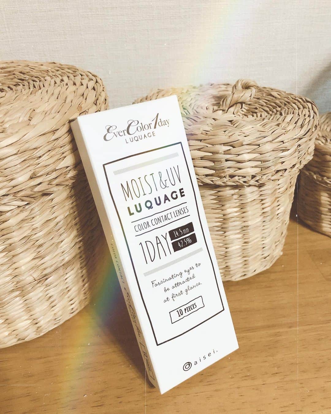 のインスタグラム：「新しいカラコン買ってみた🧡💛🧡さっそく明日使ってみよーっと♩¨̮⑅*」