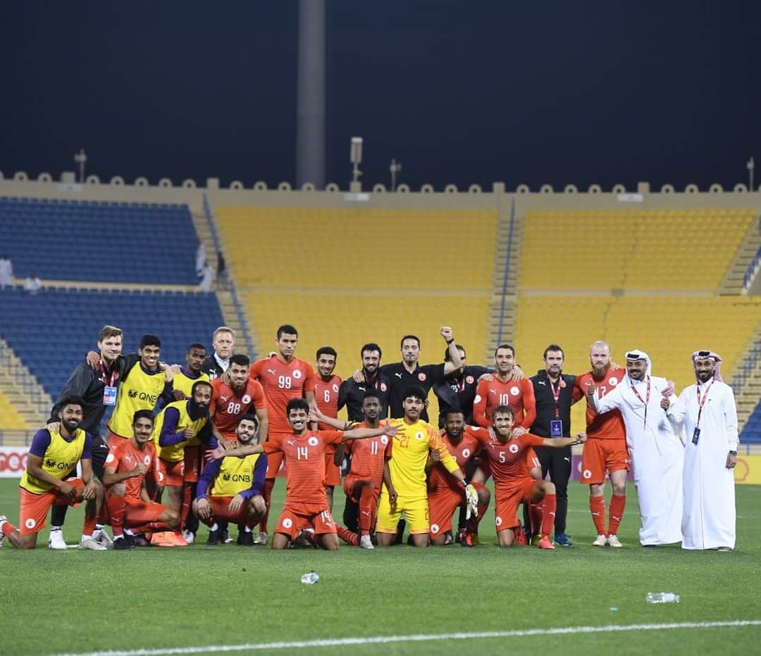 マルク・ムニエッサのインスタグラム：「First big step💪🏼Proud of all the team, fighting until the end!! C’mon @alarabi_club 🔴⚪️🦅」