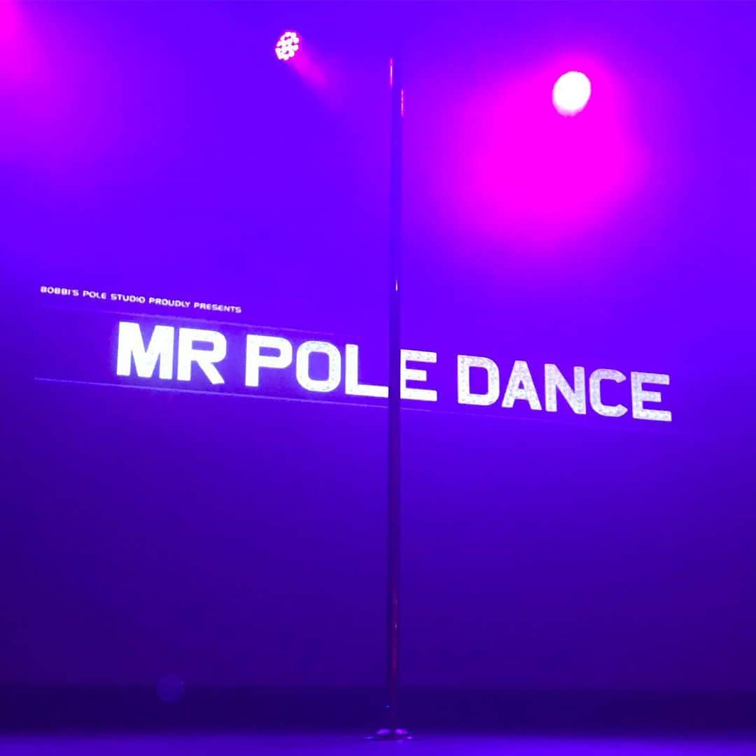 poledancer RYOTAさんのインスタグラム写真 - (poledancer RYOTAInstagram)「🇦🇺オーストラリア シドニーで開催の世界大会 ﻿ MR POLE DANCE 2020 INTERNATIONAL 優勝しました🥇👑 ﻿ ﻿ ずっと ずっと出場してみたかった憧れの大会で 賞を頂けてとても光栄です🙌🏼😆 ﻿ ﻿ 今回も 沢山の方々に助けて貰ったり 優しさに触れたり﻿  素敵な出会いもあったり 日本からも 心強い応援団が駆けつけてくれたり 心から 感謝です🥰﻿ ﻿ また いい経験と宝物が増えました☺️﻿ 取り急ぎ 報告でした！﻿ ﻿ Thank you so much 🖤 @mrpoledancecompetition ﻿ #mrpoledance2020 #Australia #sydney #poledance #world #competition #winner」2月9日 2時09分 - kogepiii