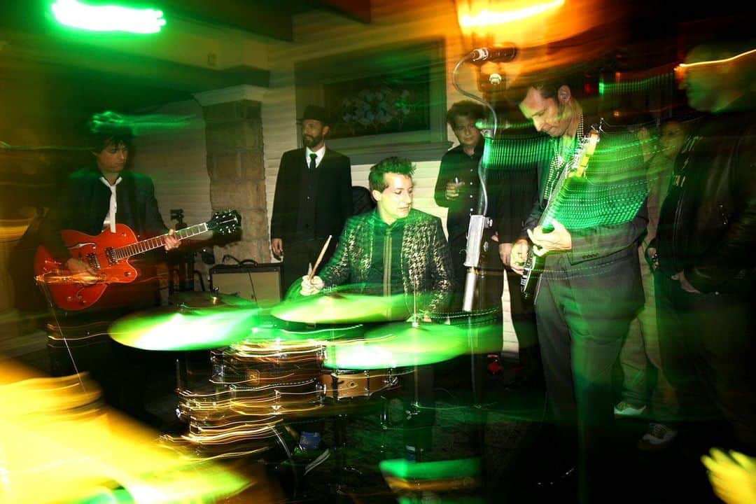 Green Dayのインスタグラム：「Guess you could say this was the Father Of All release parties」