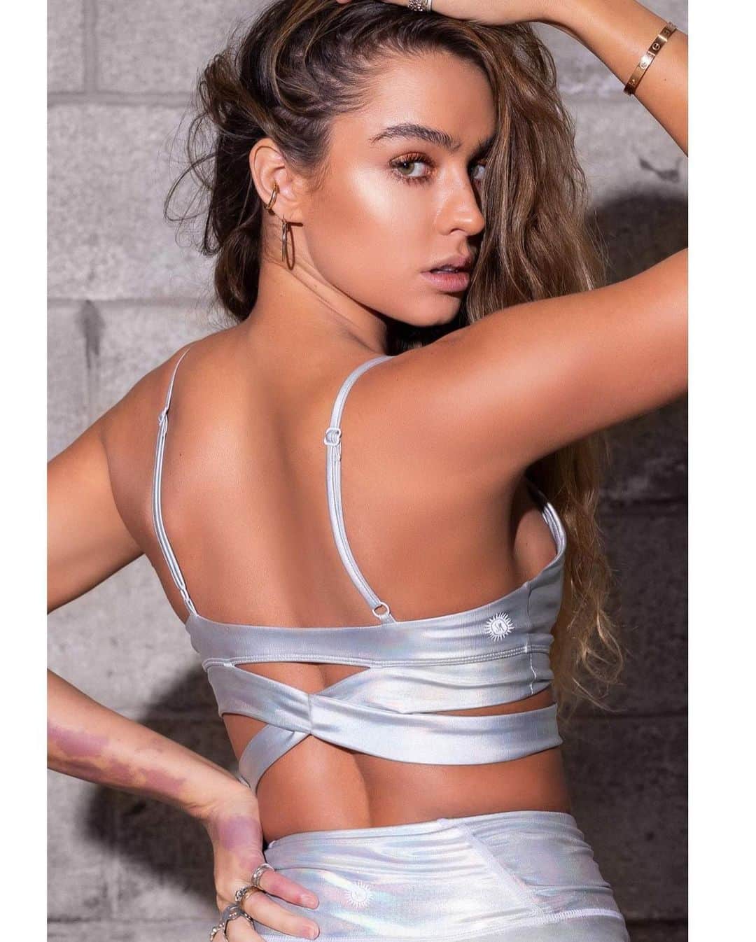 Sommer Rayさんのインスタグラム写真 - (Sommer RayInstagram)「some of my faaaaaav @shopsommerray fits from the january drop 😜 this theme might be my fav but i say that every month soo 🤷‍♀️ shop the link in my biooo & if you live in canada, check out the full #SMR line in @urbanplanet stores ✨」2月9日 5時22分 - sommerray