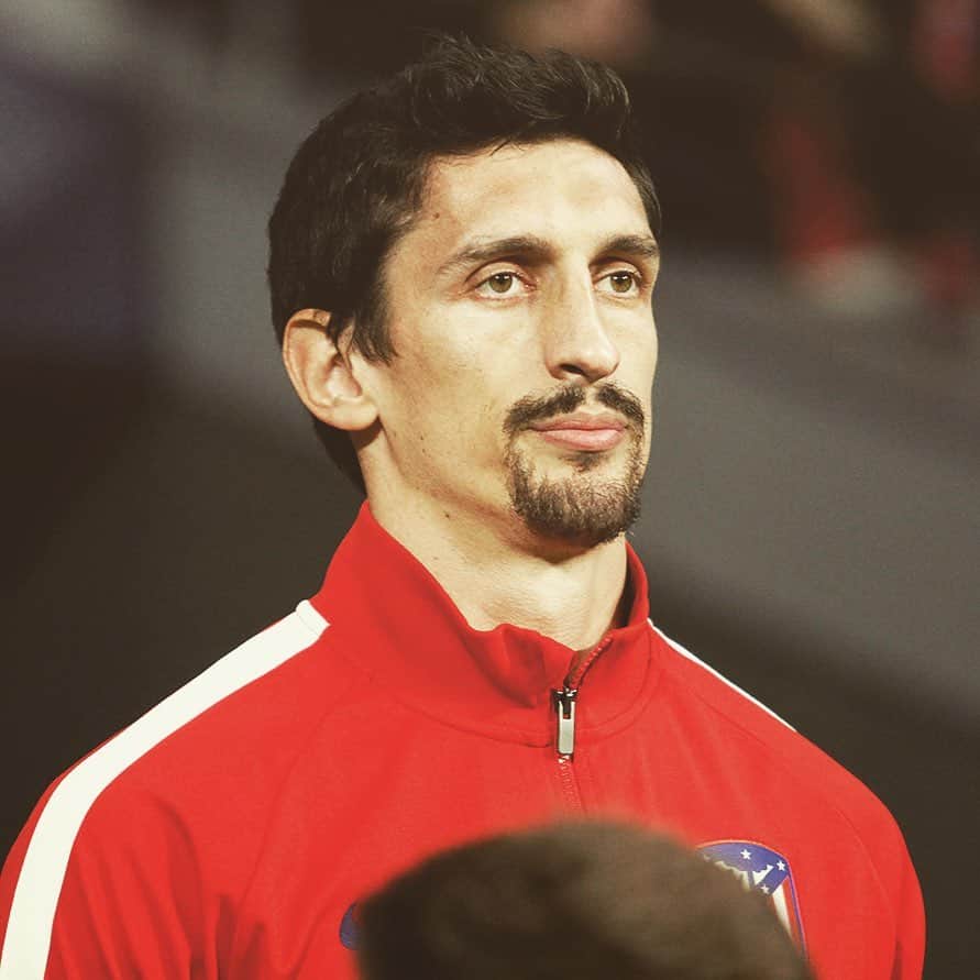 ステファン・サヴィッチのインスタグラム：「No matter what,keep your head up!!! Important victory! +3 💪🏻 @atleticodemadrid #atleticomadrid #aupaatleti」