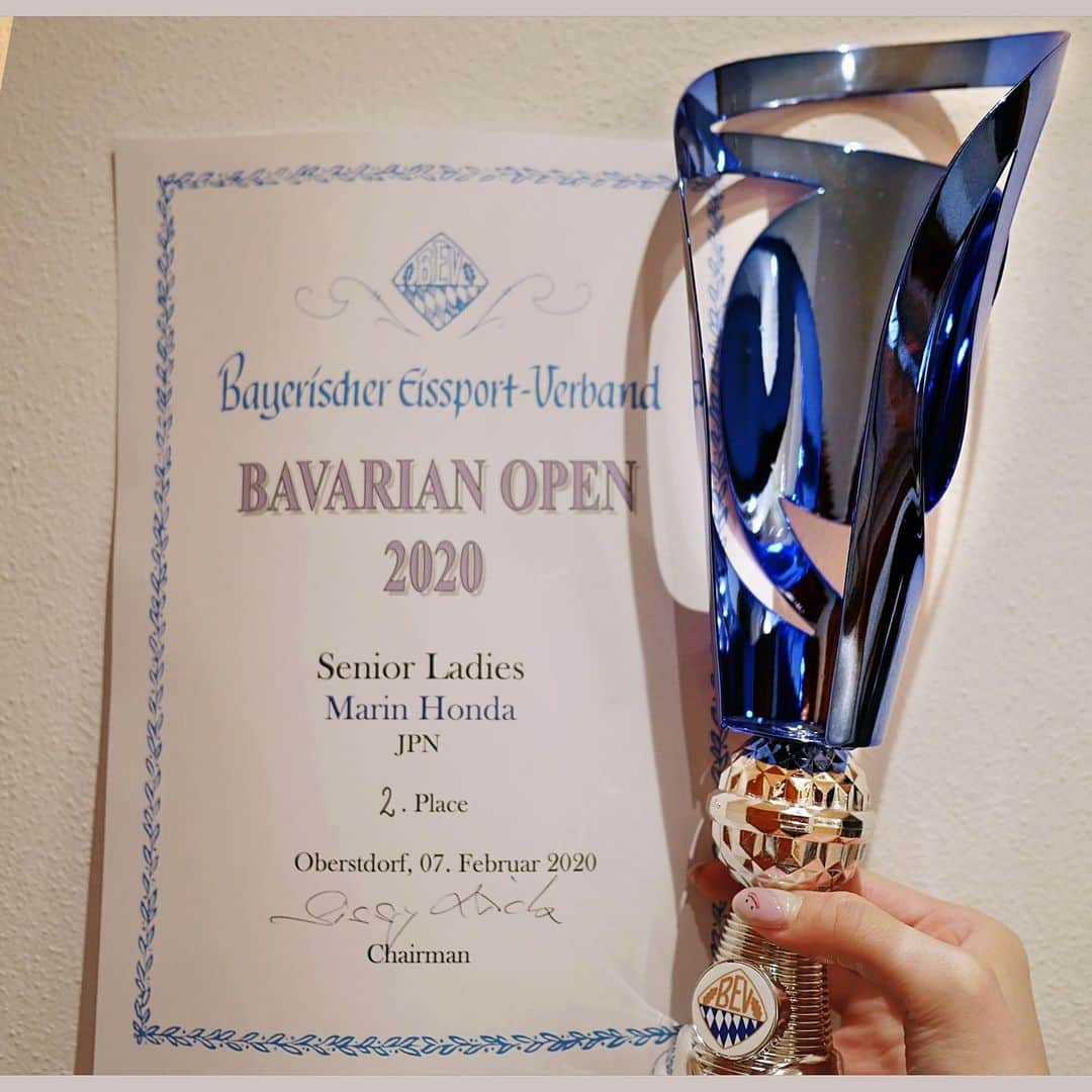 本田真凜さんのインスタグラム写真 - (本田真凜Instagram)「. 🏆👯‍♀️ 🇩🇪bavarianopen2020🇩🇪」2月9日 19時52分 - marin_honda