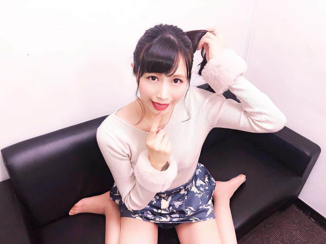 のインスタグラム：「.﻿ .﻿ ❤️ ﻿ ﻿ #cosplaysexy #japanesegirl #japanesemodel #japaneseidol #cosplaygirl  #cosplayer #followｍe #谷間 #photography #女子高生  #制服诱惑  #性感內衣 #フォロワー増やしたい  #フォロワー募集中 #팔로우  #맞팔 #소통 #맞팔해요 #소통해요 #셀카 #셀피 #셀스타그램 #性感 #自拍 #메이크 #美脚 #fashion #裏垢女子 #ポニーテール」