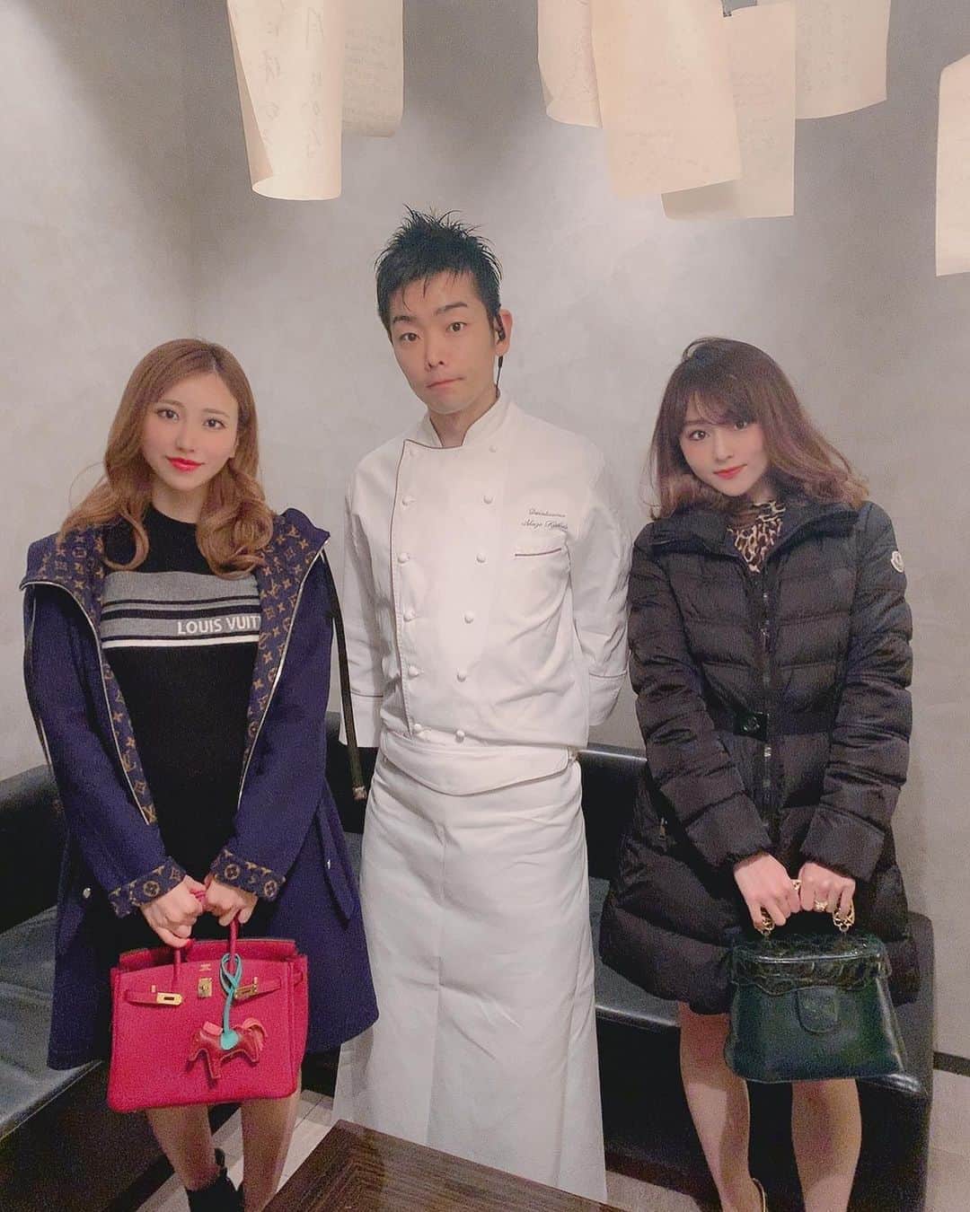 伴かなみのグルメインスタ