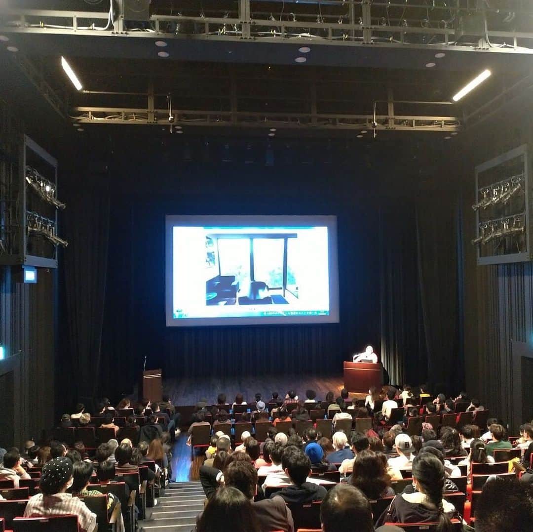 丸山ゴンザレスのインスタグラム：「成田での講演会にはたくさんの人が来てくださいました。イベント前後に成田を少しまわったのですが、興味深い場所も多く注目の場所だなと思いました。これからは飛行機の乗り降り以外でも行ってみようと思います。」