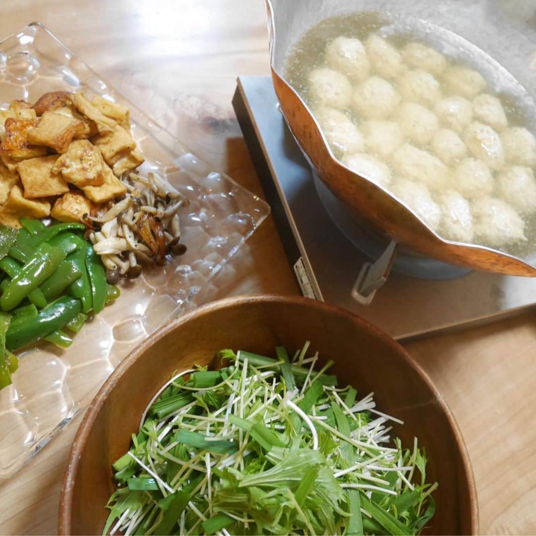 西川史子さんのインスタグラム写真 - (西川史子Instagram)「薫と一緒に夕食を作りました！厚揚げはお醤油だけではなくて、コチュジャンとバター少し足すと美味です。 色んなことありますが、美味しいご飯食べられて幸せです❣️」2月9日 19時42分 - dr.ayako_nishikawa